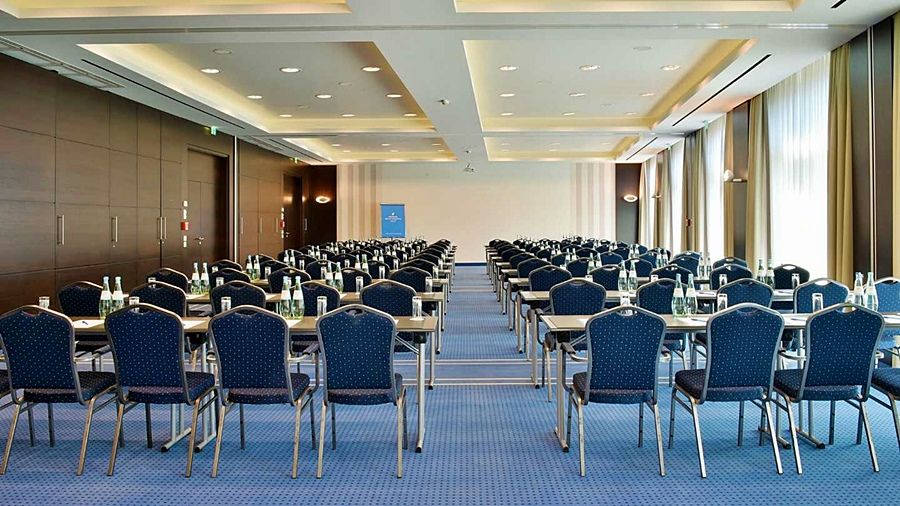 Отель Pestana Tiergarten Берлин
